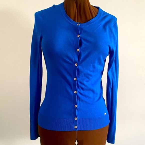 đź’™TOMMY HILFIGERđź’™Button up blue cardigan in small. Like new condition! - Picture 3 of 11
